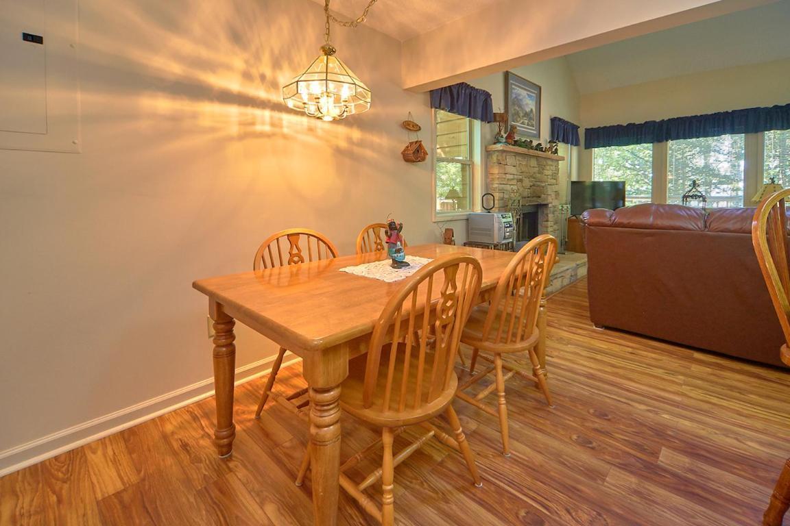 Mountain Hideaway Villa Gatlinburg Bagian luar foto